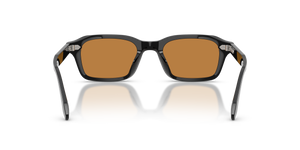 Oliver Peoples N.08 Sun avec une monture Noir et des verres Brun - L'image 5