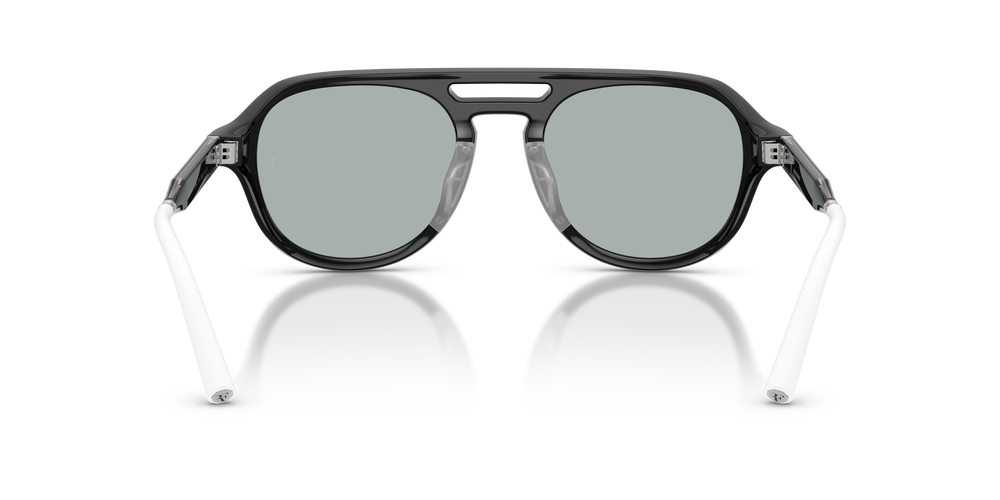 Sie Oliver Peoples R-13 mit Schwarz Gestell und Grau Gläsern - Das Bild 5