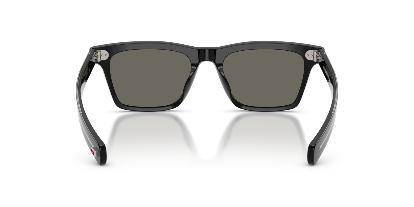 Sie Oliver Peoples M∆estro mit Schwarz mit Rubinrot Gestell und Grau Gläsern - Bild Stegplättchen