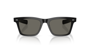 Sie Oliver Peoples M∆estro mit Schwarz mit Rubinrot Gestell und Grau Gläsern - Das Bild 2