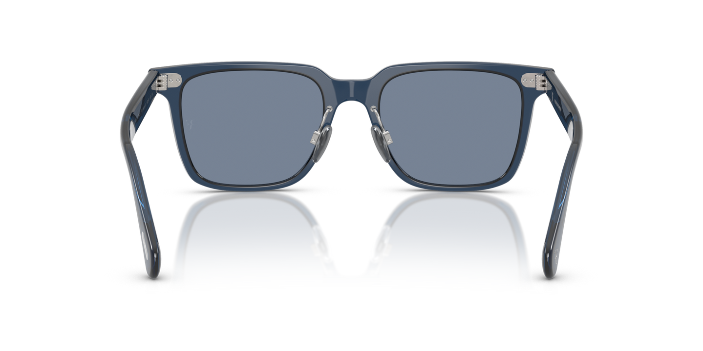 Oliver Peoples Mr. Federer II avec une monture Ash Blue et des verres Bleu - Image Plaquettes de nez