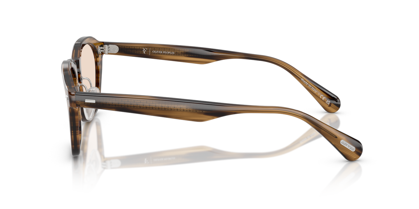 Oliver Peoples R-11 con montatura Verde oliva effetto fumé e lenti  Marrone - Immagine Esclusiva anima metallica con motivo a filigrana