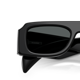 Oliver Peoples Edition 4 with ブラック frame and グレー lenses - Variant