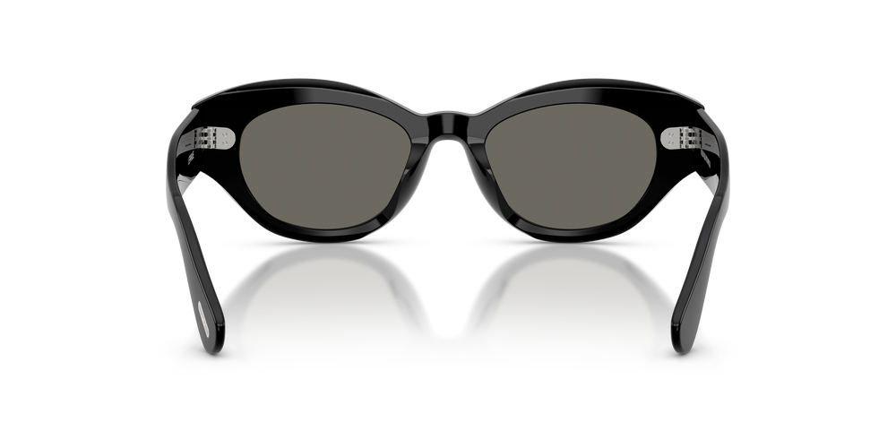 Sie Oliver Peoples Lerrue mit Schwarz Gestell und Grau Gläsern - Das Bild 5