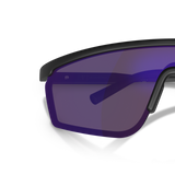Oliver Peoples R-20 avec une monture Semi-Matte Black et des verres Violet - Variant