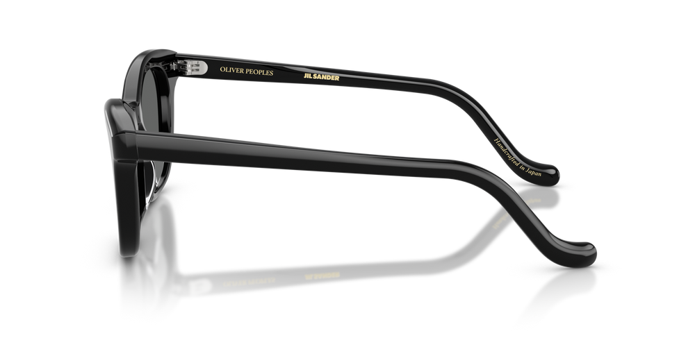 Oliver Peoples Edition 10 avec une monture Noir et des verres Gris - image 4