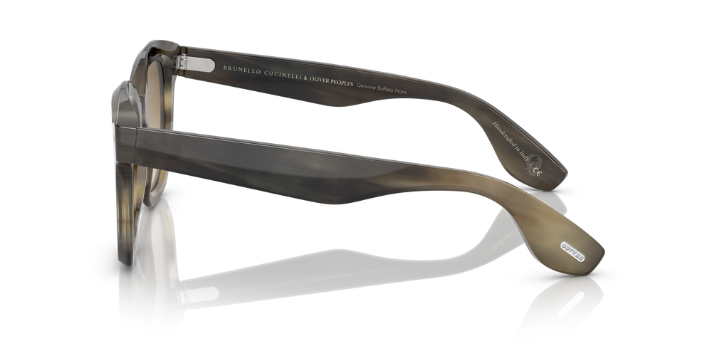 Oliver Peoples Filu' Horn avec une monture Corne Marron clair et des verres Brun - L'image 4