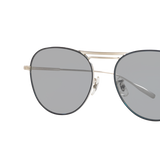 Oliver Peoples Cade-J avec une monture Chrome brossé/Bleu marine et des verres Gris - Variant