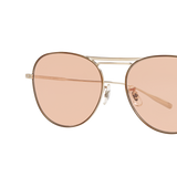 Oliver Peoples Cade-J avec une monture Argent et des verres Rose - Variant