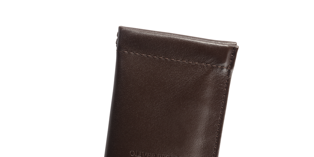 Visit Oliver Peoples Genuine Leather Clip Case - Image 3