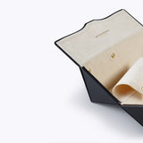 Oliver Peoples Genuine Leather Two Frame Case with ブラック frame and unknown lenses lenses - Variant