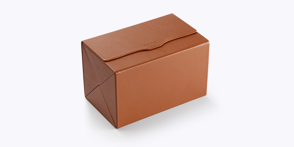Visit Oliver Peoples Genuine Leather Four Frame Case - L'immagine 2