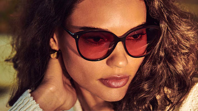 Oliver Peoplesのレディースサングラス購入 | Oliver Peoples®