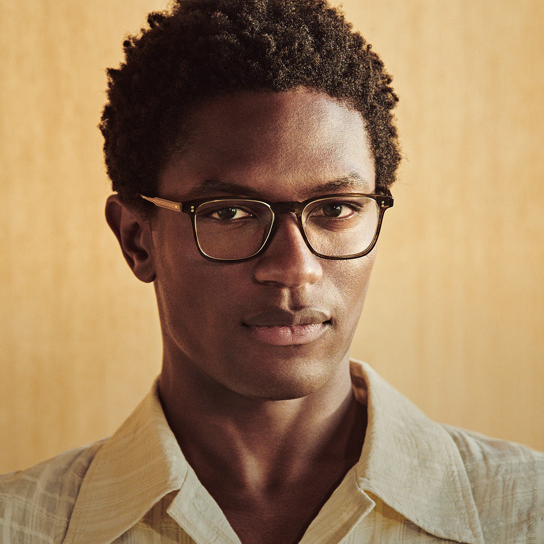 Oliver Peoplesのレディースを購入 | Oliver Peoples®
