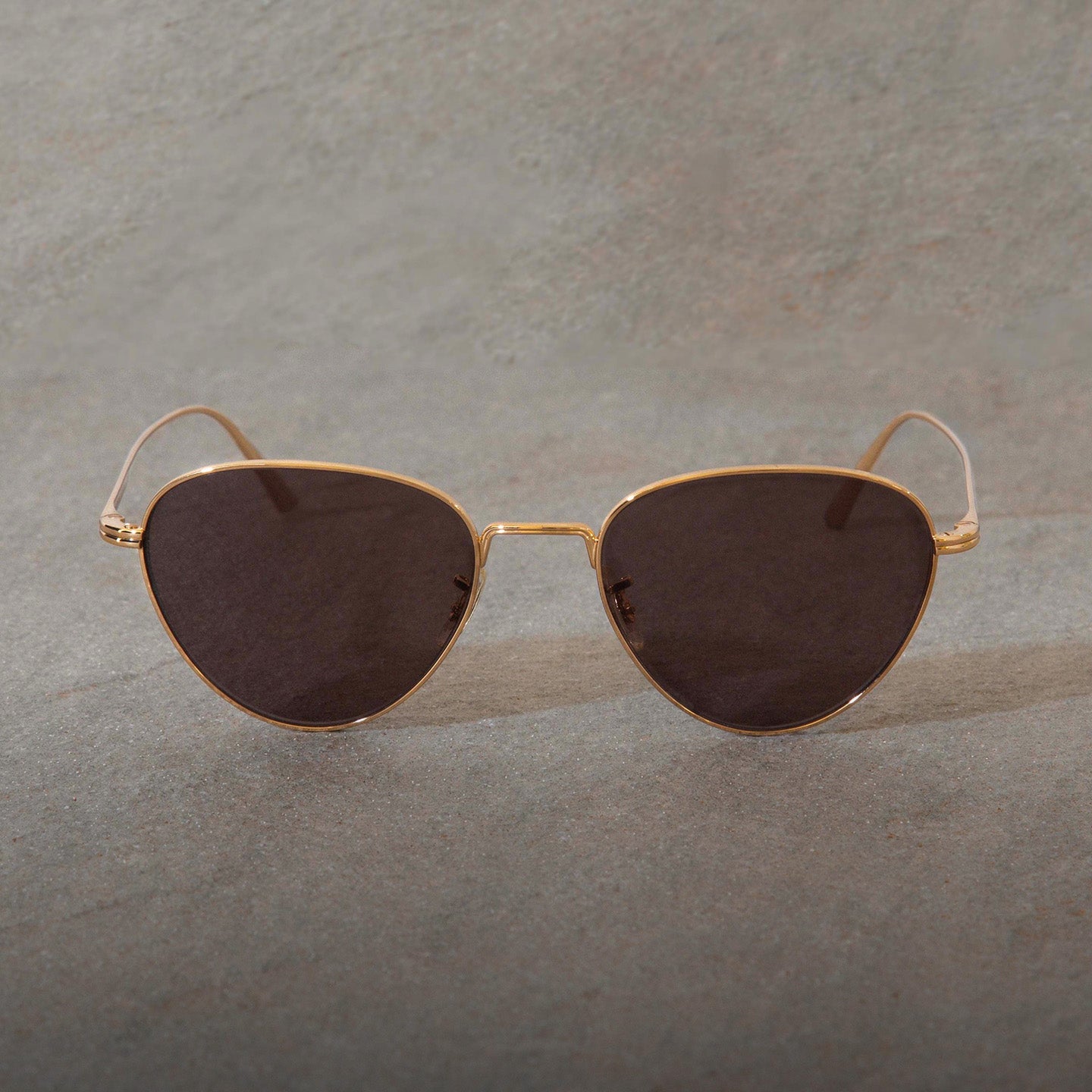オリバーピープルズ公式オンラインストア | Oliver Peoples® 日本