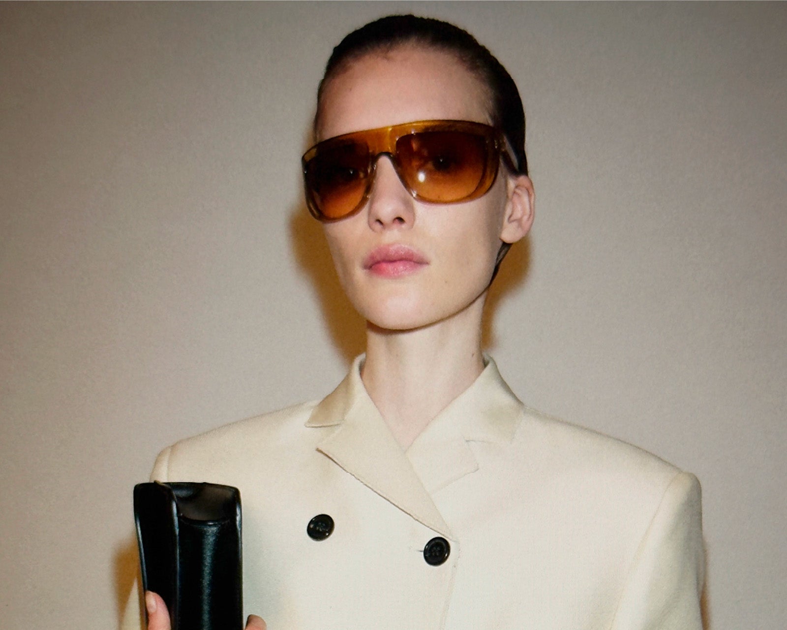 Oliver Peoples 1967C with Black frame and Grey lenses | Oliver