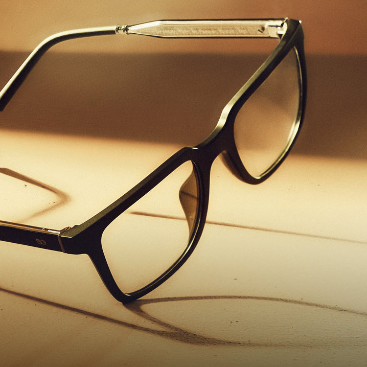 オリバーピープルズ公式オンラインストア | Oliver Peoples® 日本