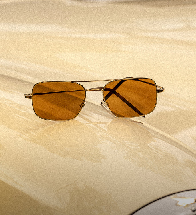 オリバーピープルズ公式オンラインストア | Oliver Peoples® 日本
