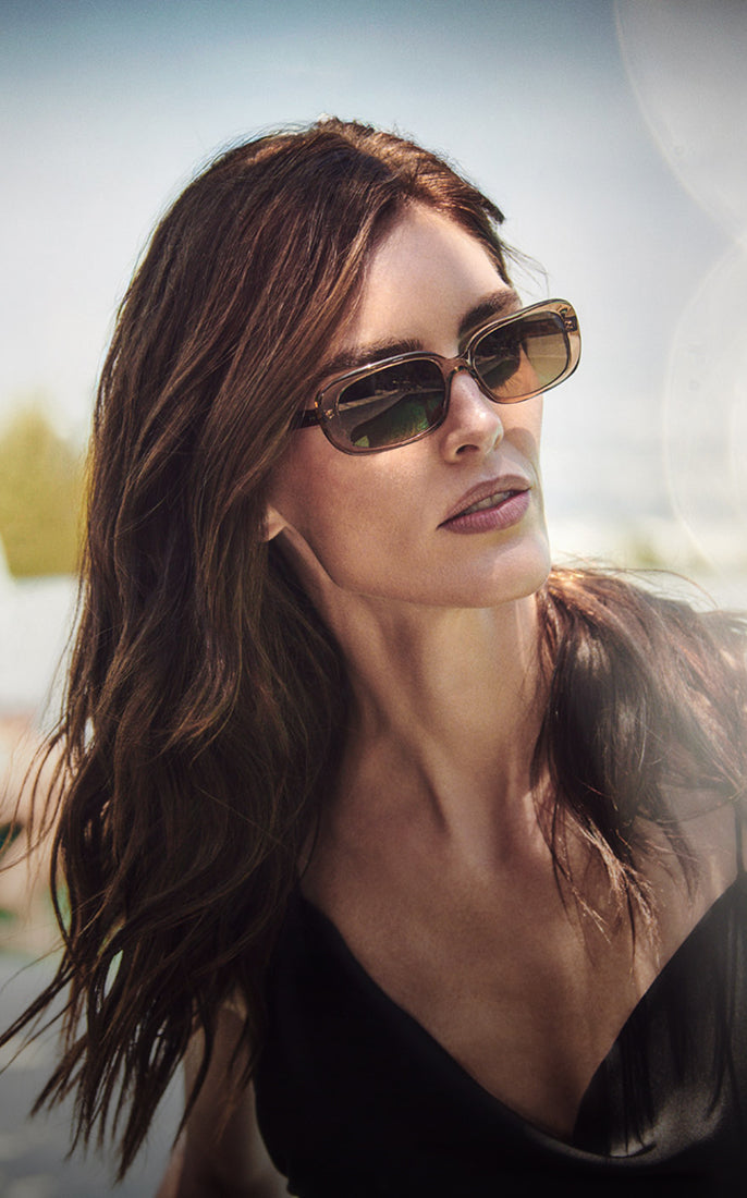 オリバーピープルズ公式オンラインストア | Oliver Peoples® 日本