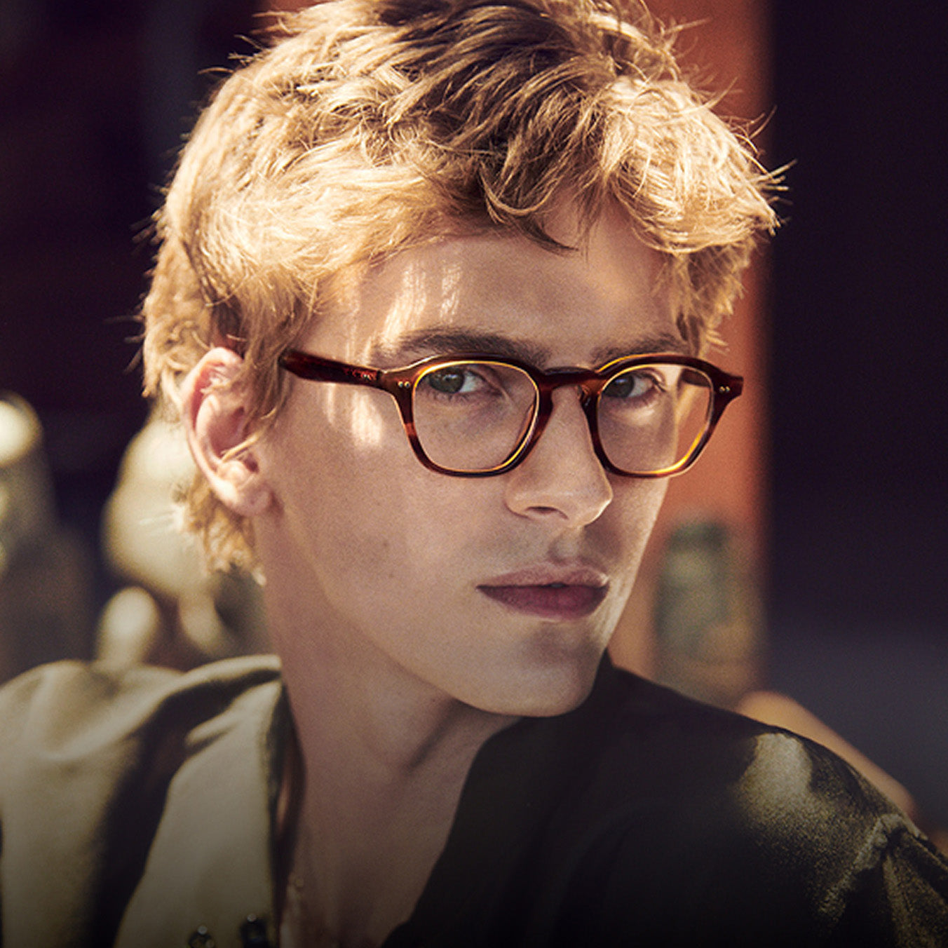 オリバーピープルズ公式オンラインストア | Oliver Peoples® 日本